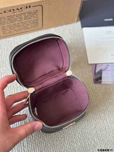 תיק קוסמטיקה קוץ'