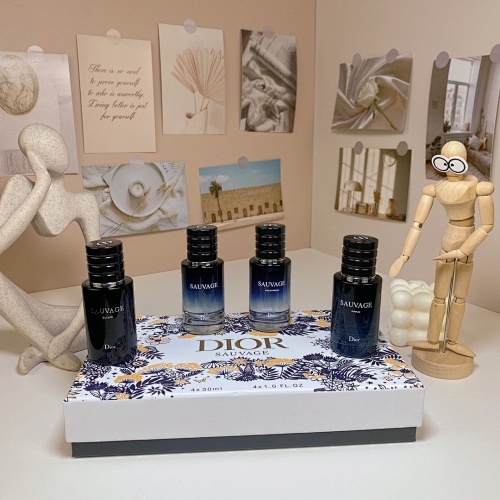 דיור - סט בשמים