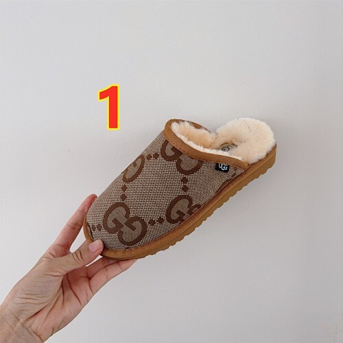 נעלי UGG