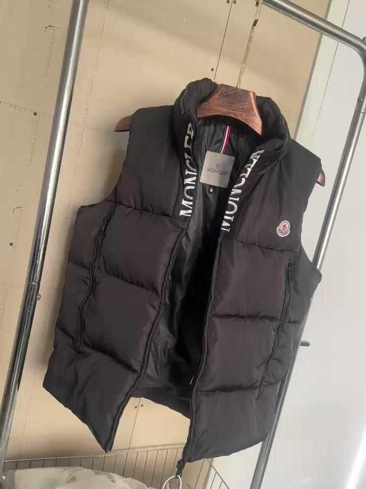 מנומר מונקלר