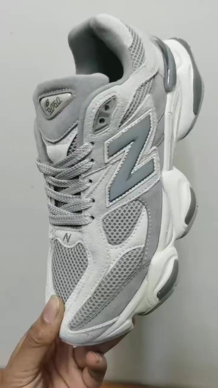 נעלי ניו באלאנס